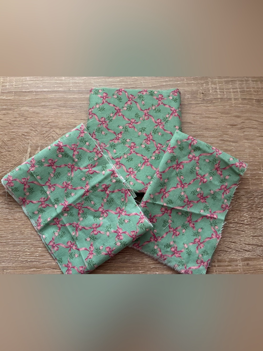 Mint and Pink Bow Fabric - Quilting Cotton 🎀🎀🎀